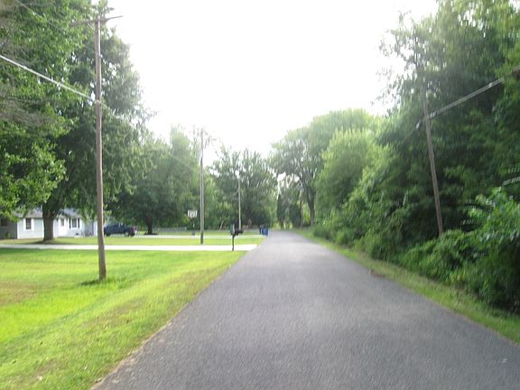 5th image of 339 Saint Marys St
