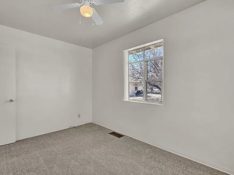 1201 Janes Ln #1207 — Photo 18