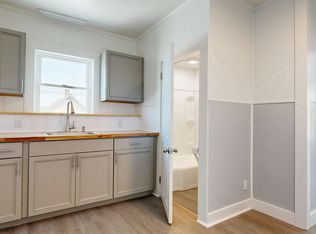 58 Riverside Ave #D, Sanford, ME 04073