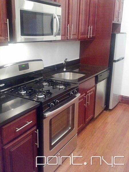 1st image of 117 Mulberry St APT 019