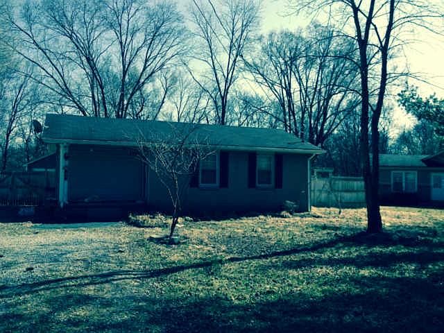 1st image of 113 Green Meadow Dr