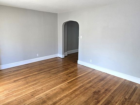 4th image of 1516 Rivermont Hts