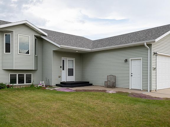 2nd image of 84 Haywood Dr