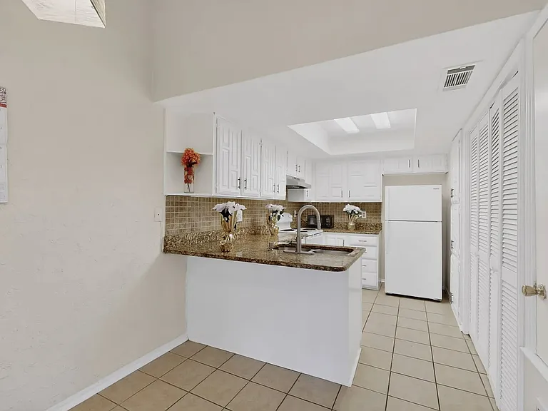 14151 Montfort Dr #367 — Photo 9