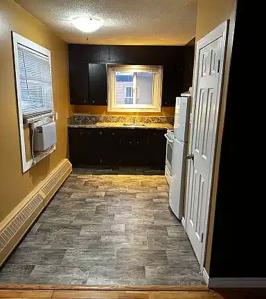 5th image of 3920 Robinson St #3920