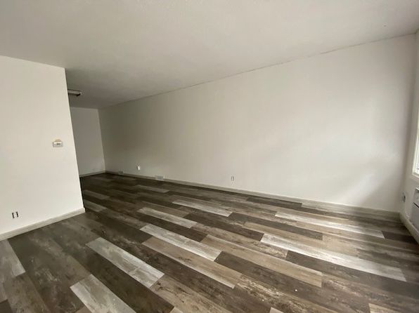442 Rowland St #1