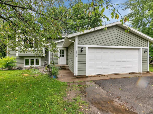 812 2 1/2 St N, Sartell, MN 56377