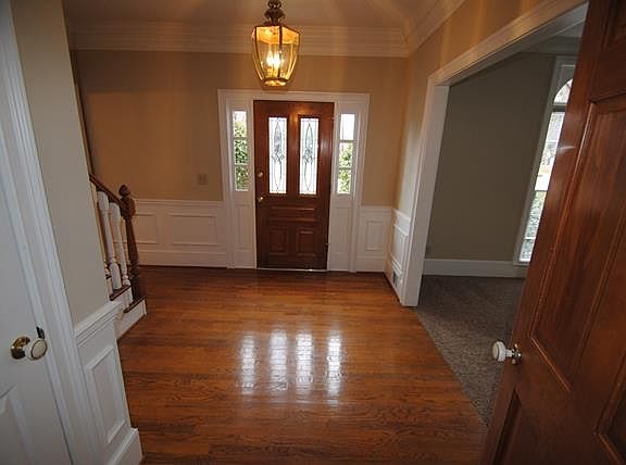 2nd image of 1257 Tiverton Pl
