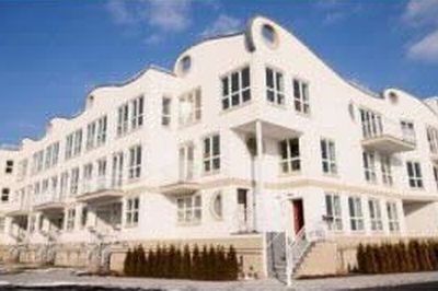 3144 Emmons Ave APT 204, Brooklyn, NY, 11235