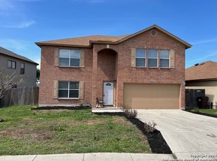 8035 Chestnut Bluff Dr, Converse, TX 78109