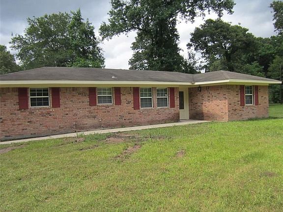 3rd image of 18675 Ferne Dr