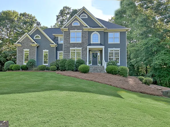 190 Inverness Shores Dr, Fayetteville, GA 30215