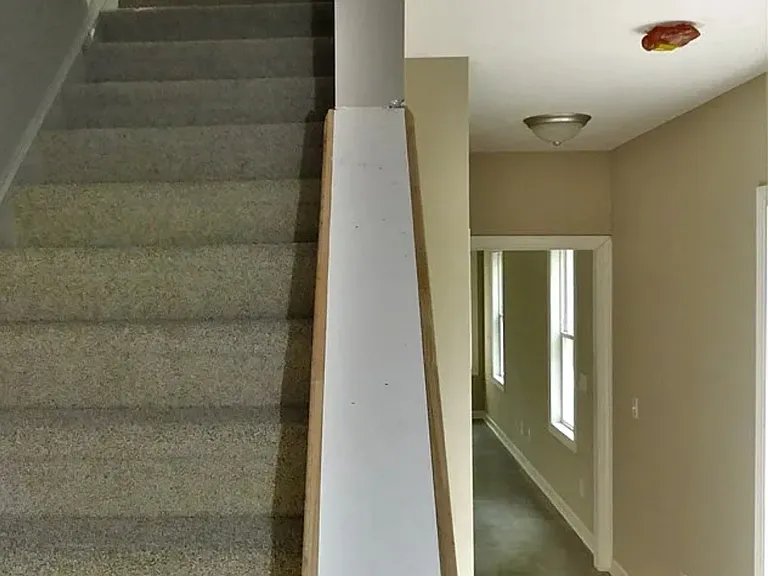 408 Washington St — Photo 9