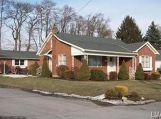326 Kuehner Ave, Slatington, PA 18080