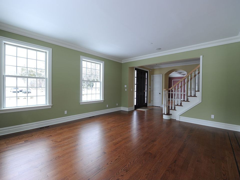 24 Osborne Rd, Garden City, NY 11530 Zillow