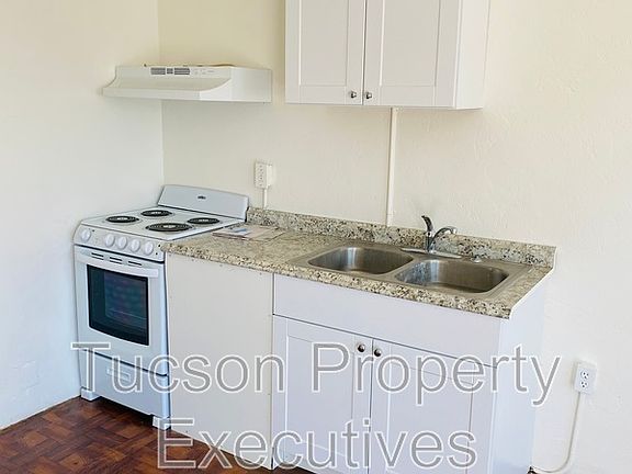 4th image of 2411 S 6th Ave #12