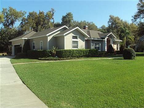 1st image of 2049 NE Voss Oaks Cir