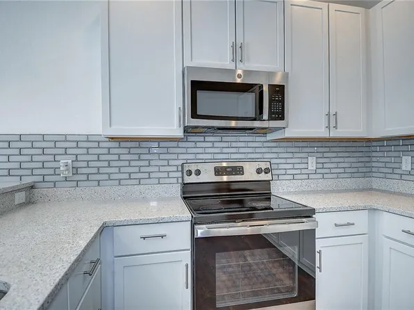 5028 Hawkins Mill Way, Virginia Beach, VA 23455