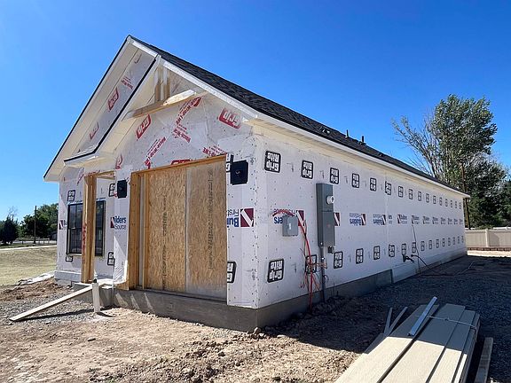 2nd image of 2976 Spirit Ct