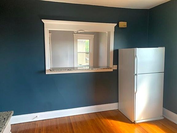 5th image of 3554 Zumstein Ave