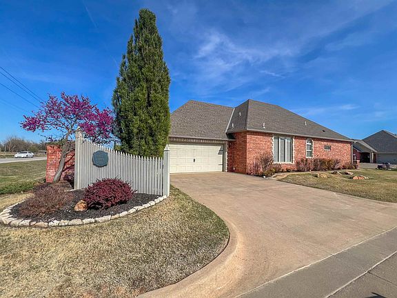 3rd image of 2230 Heritage Garden Ct
