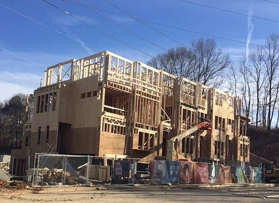 3rd image of 379 Pratt Dr #409