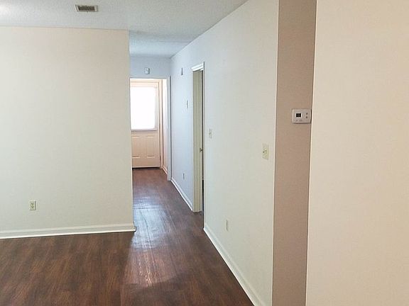 2nd image of 6126 Vinnie Dr APT B