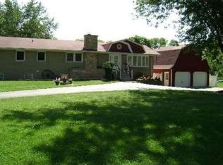 28 Riverview Ct, Oswego, IL 60543