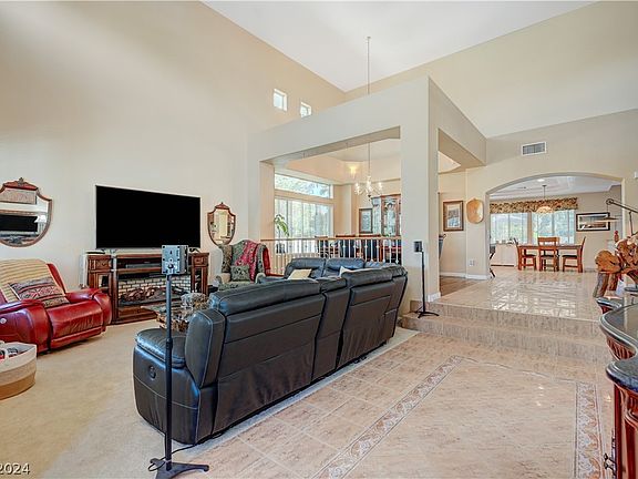 4th image of 7221 Sibley Ave