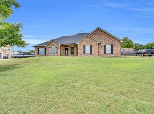 1141 Trophy Ct E, Midlothian, TX 76065