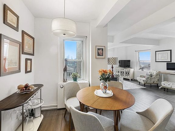 3rd image of 2166 Broadway APT 23B