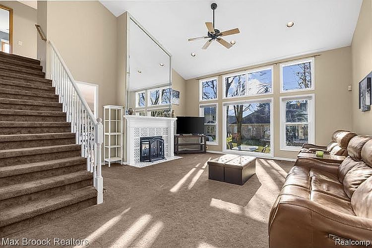1st image of 6778 Baytree Ct #1
