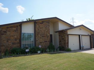 8228 NW 87th St, Oklahoma City, OK 73132
