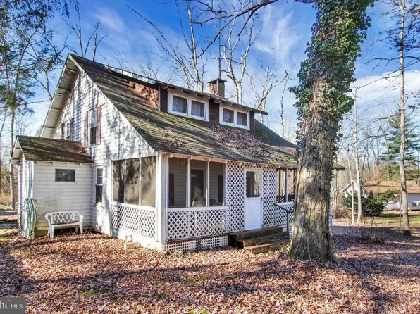 244 Waldheim Rd, New Oxford, PA 17350