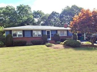 7 Yarmouth Rd, Norwood, MA 02062