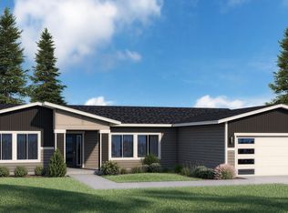 The Lewisville - Build On Your Land Plan, Southern Oregon- Build On Your Own Land - Design Center, Central Point, OR 97502