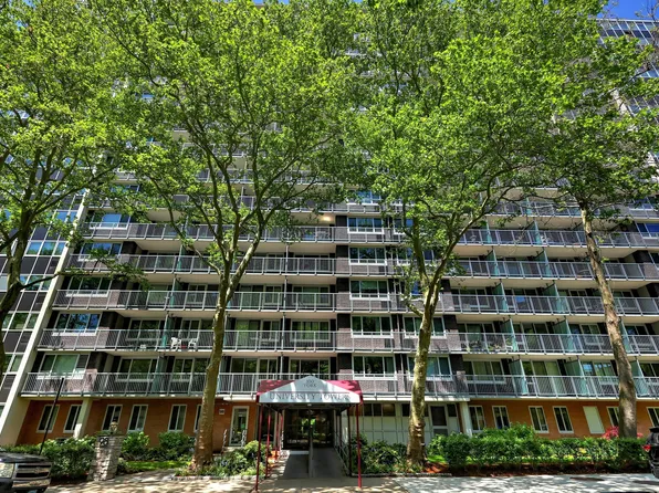 100 York Street #7-L, New Haven, CT 06511