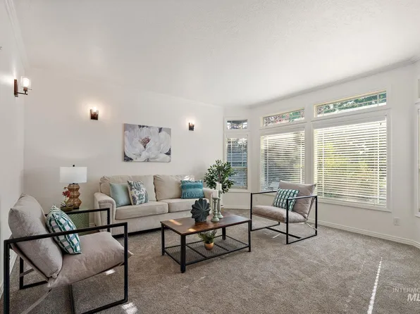 2205 N Aronmink Way, Meridian, ID 83646