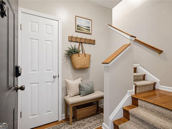 3rd image of 1006 Vinings Forest Ln SE #10