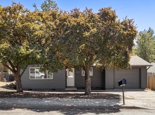 824 SE 6th St, Bend, OR 97702