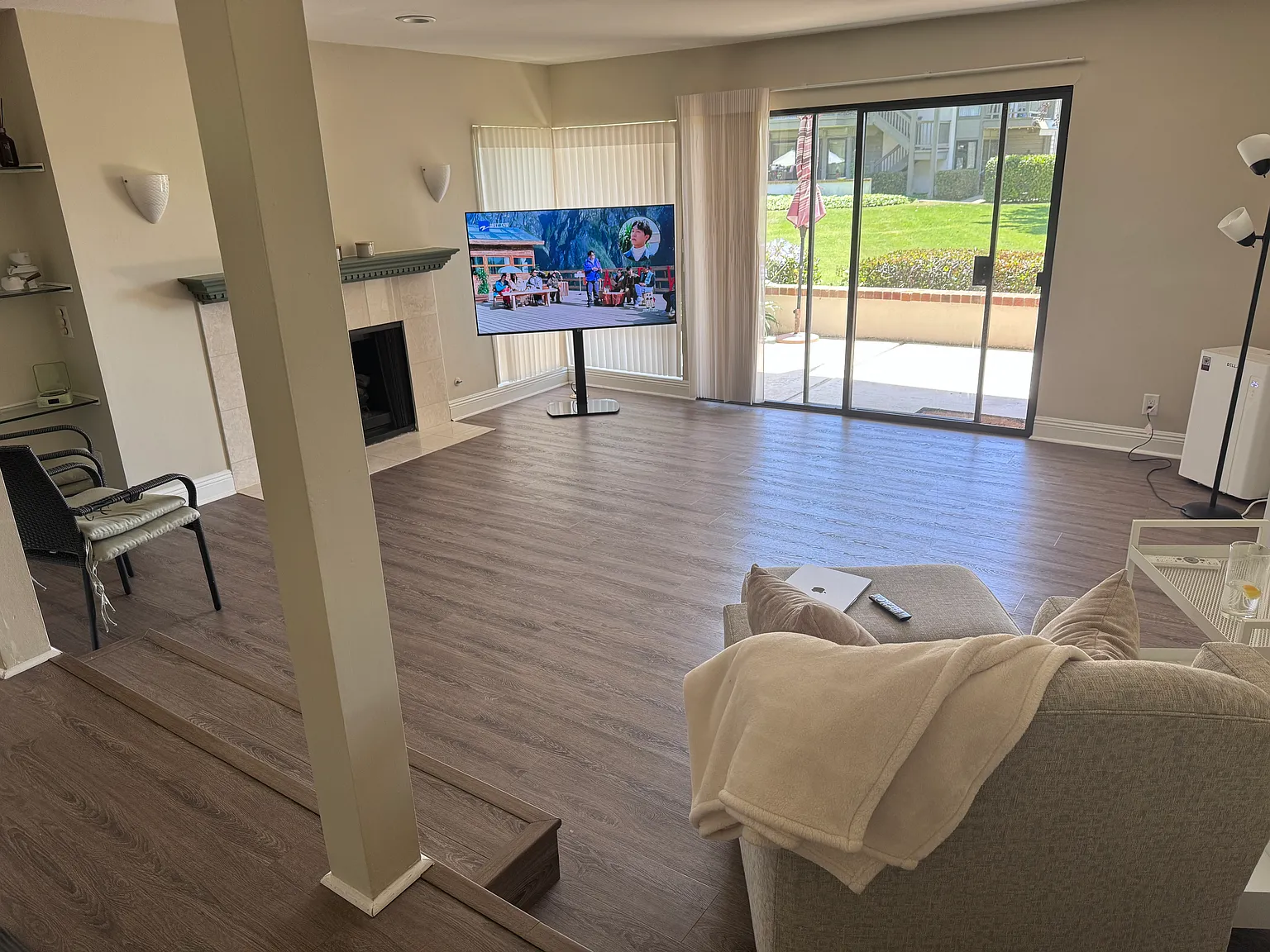 2 bed, 1441 sqft, $1,800 — Photo 2