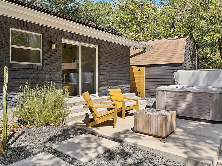 1804 Wildrose Dr — Photo 13