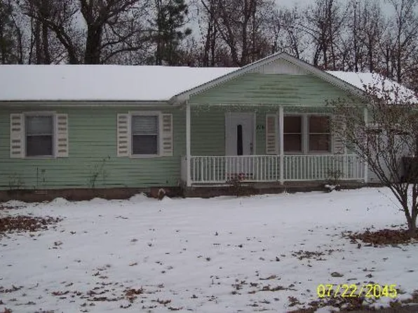 216 E 18th St, Metropolis, IL 62960