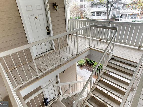 3rd image of 14316 Climbing Rose Way APT 202