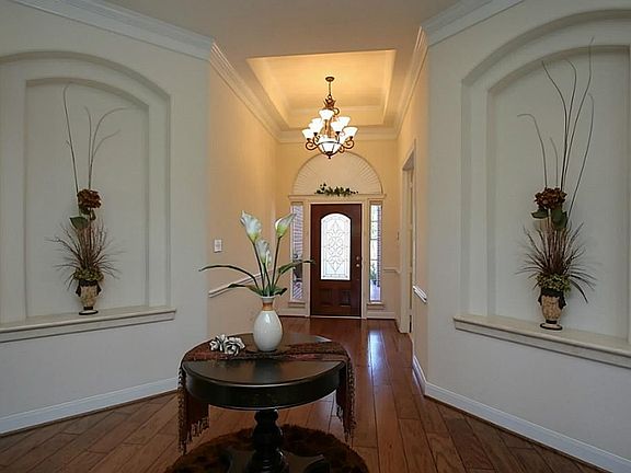 3rd image of 22806 Wilbur Ln