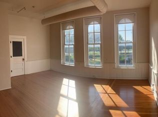 102 E Washington St APT 203, Osceola, IA 50213