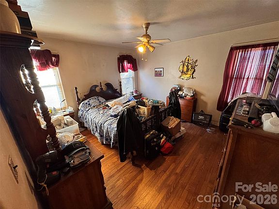 5th image of 2409 Kanuga Rd