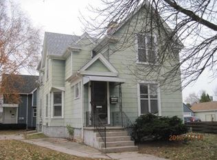 1914 Clark St, Manitowoc, WI 54220