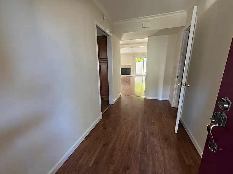 19226 Vineyard Ln — Photo 19