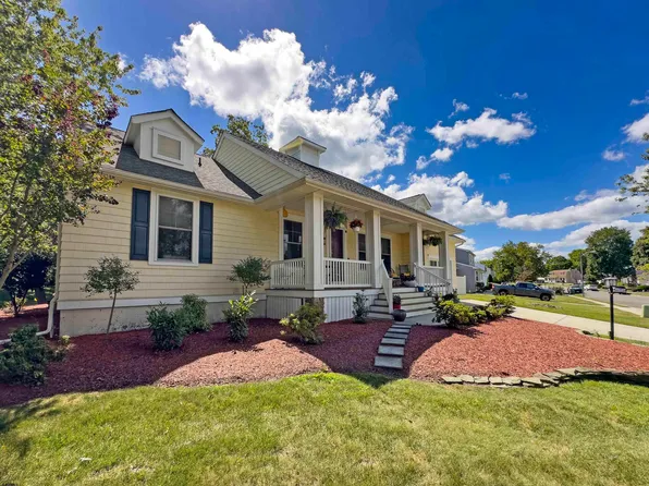 312 Discovery Ln, Egg Harbor Township, NJ 08234